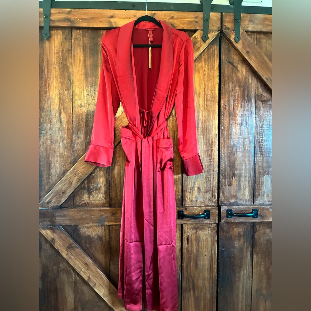 SKIMS Shine Robe